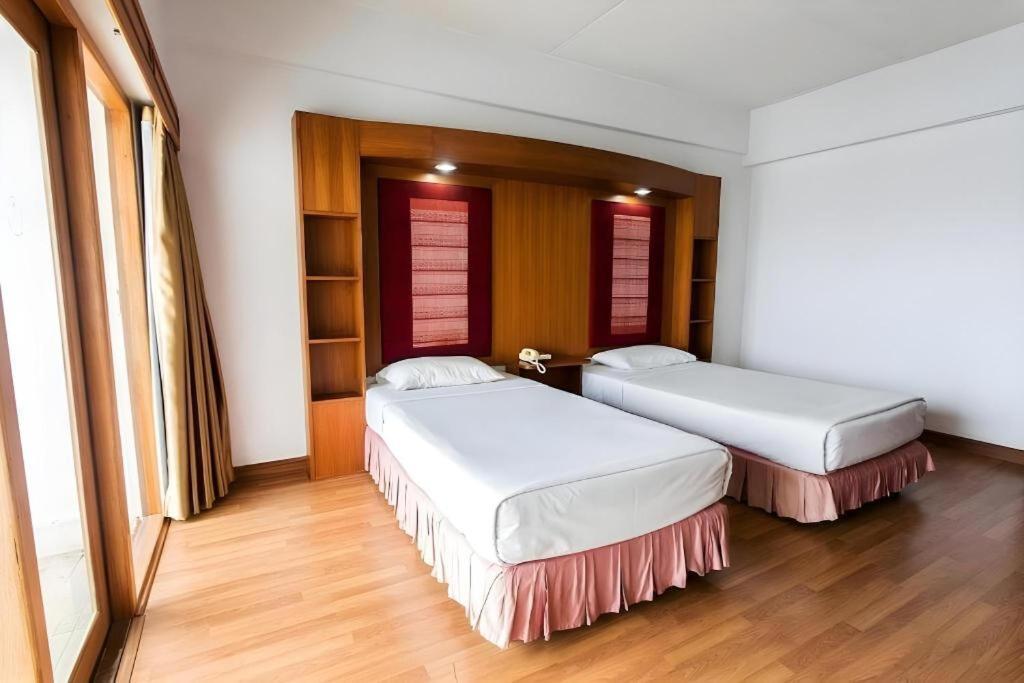 Pailyn Phitsanulok Hotel Eksteriør billede