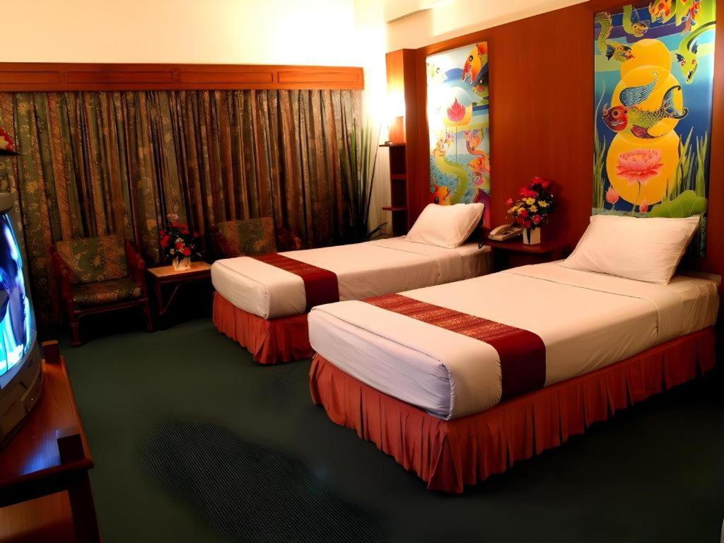 Pailyn Phitsanulok Hotel Eksteriør billede