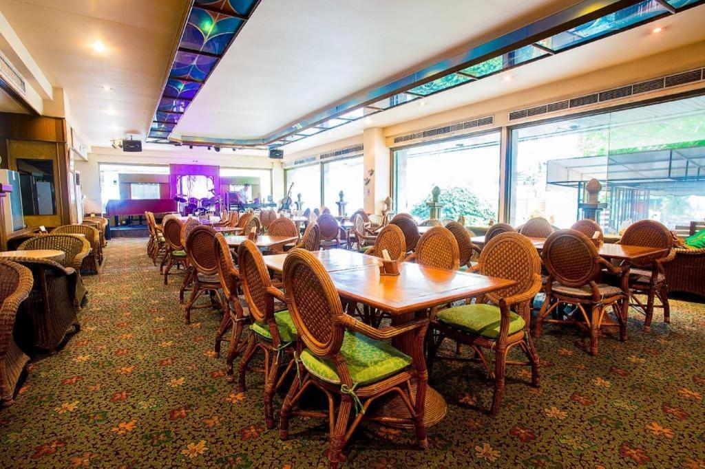 Pailyn Phitsanulok Hotel Eksteriør billede