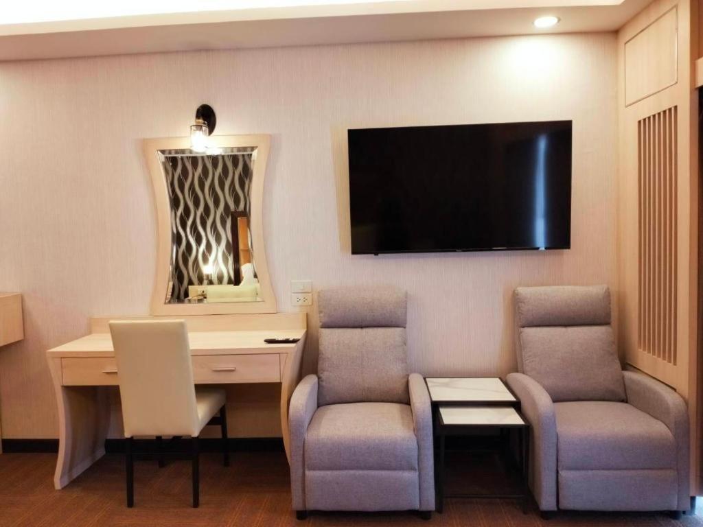 Pailyn Phitsanulok Hotel Eksteriør billede