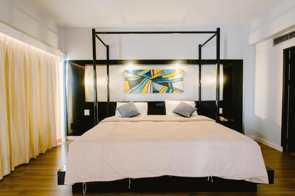 Pailyn Phitsanulok Hotel Eksteriør billede