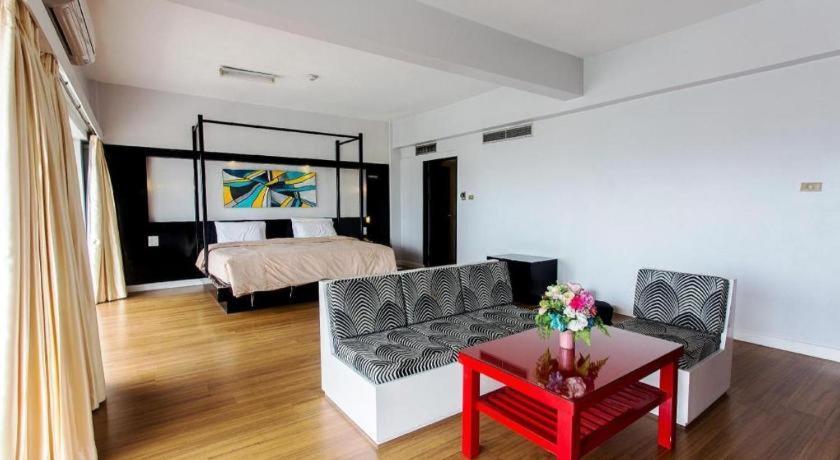 Pailyn Phitsanulok Hotel Eksteriør billede