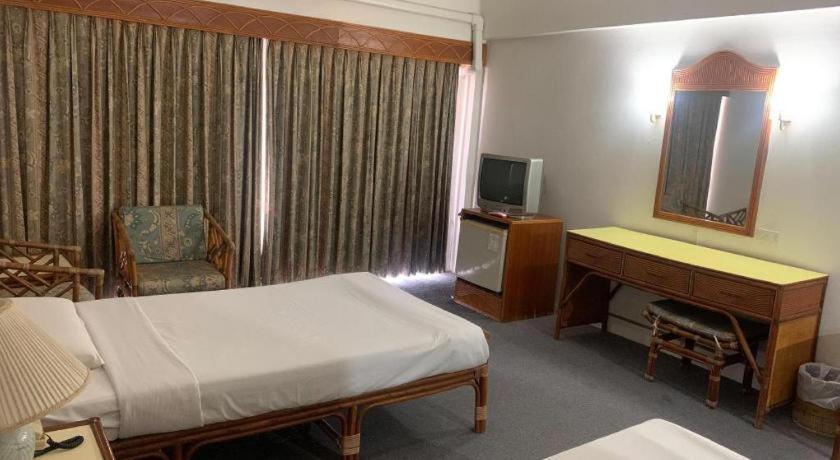 Pailyn Phitsanulok Hotel Eksteriør billede